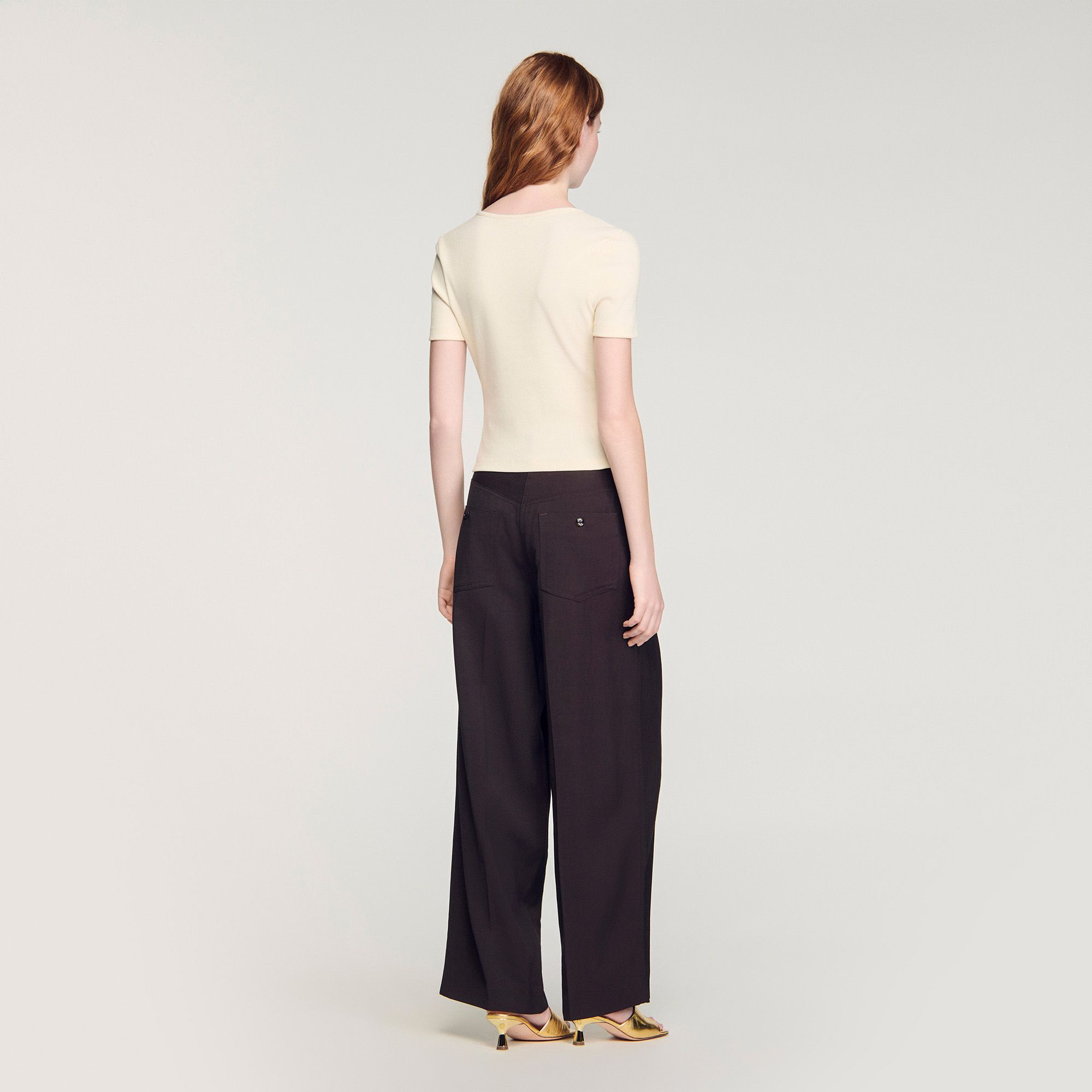 Sandro - Áo thun cotton cắt cúp đính đá quý