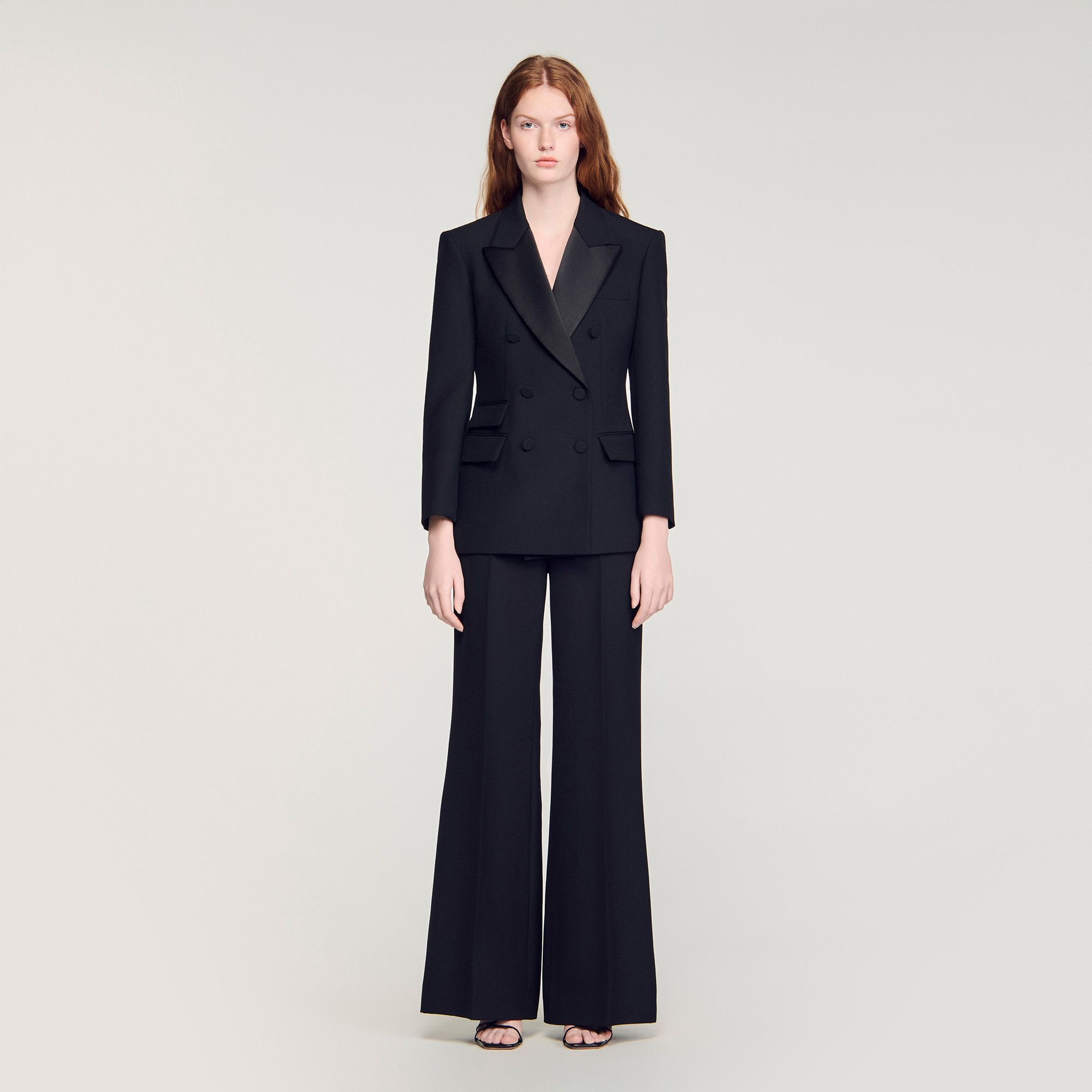 Áo vest tuxedo cổ satin