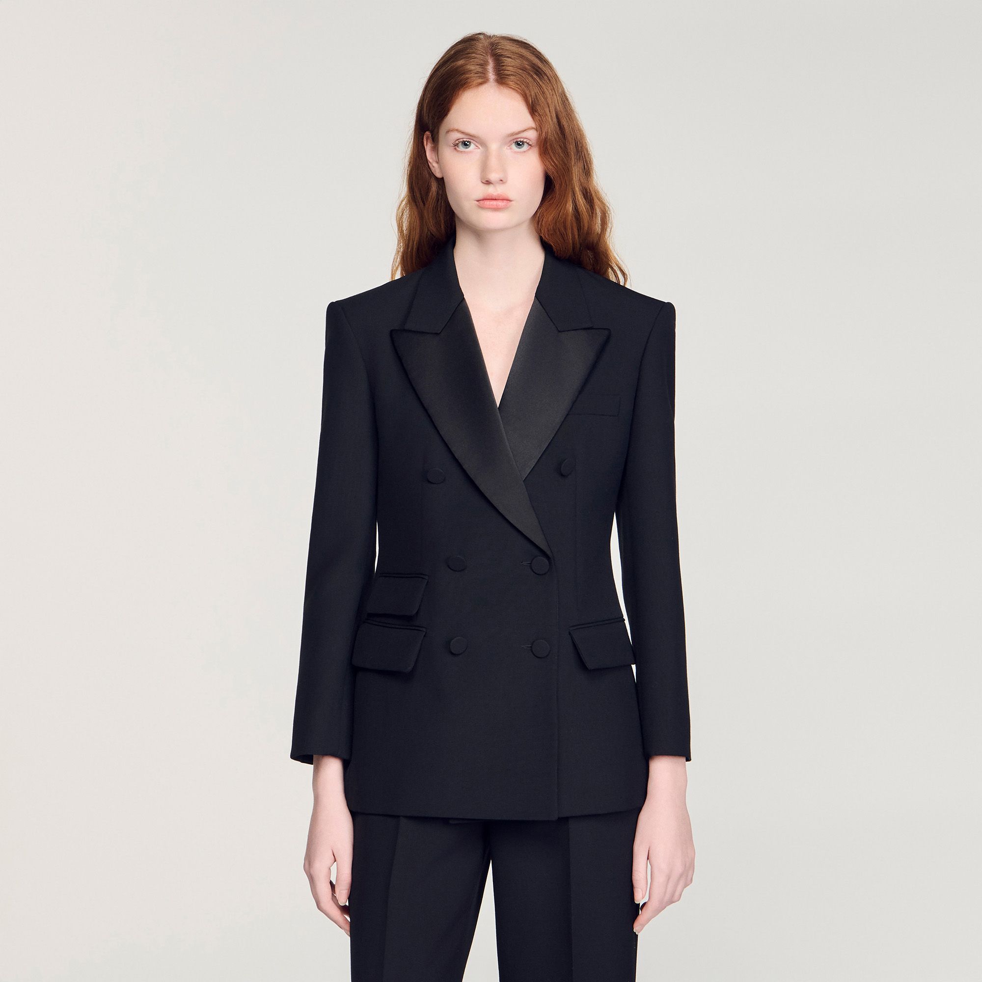 Áo vest tuxedo cổ satin