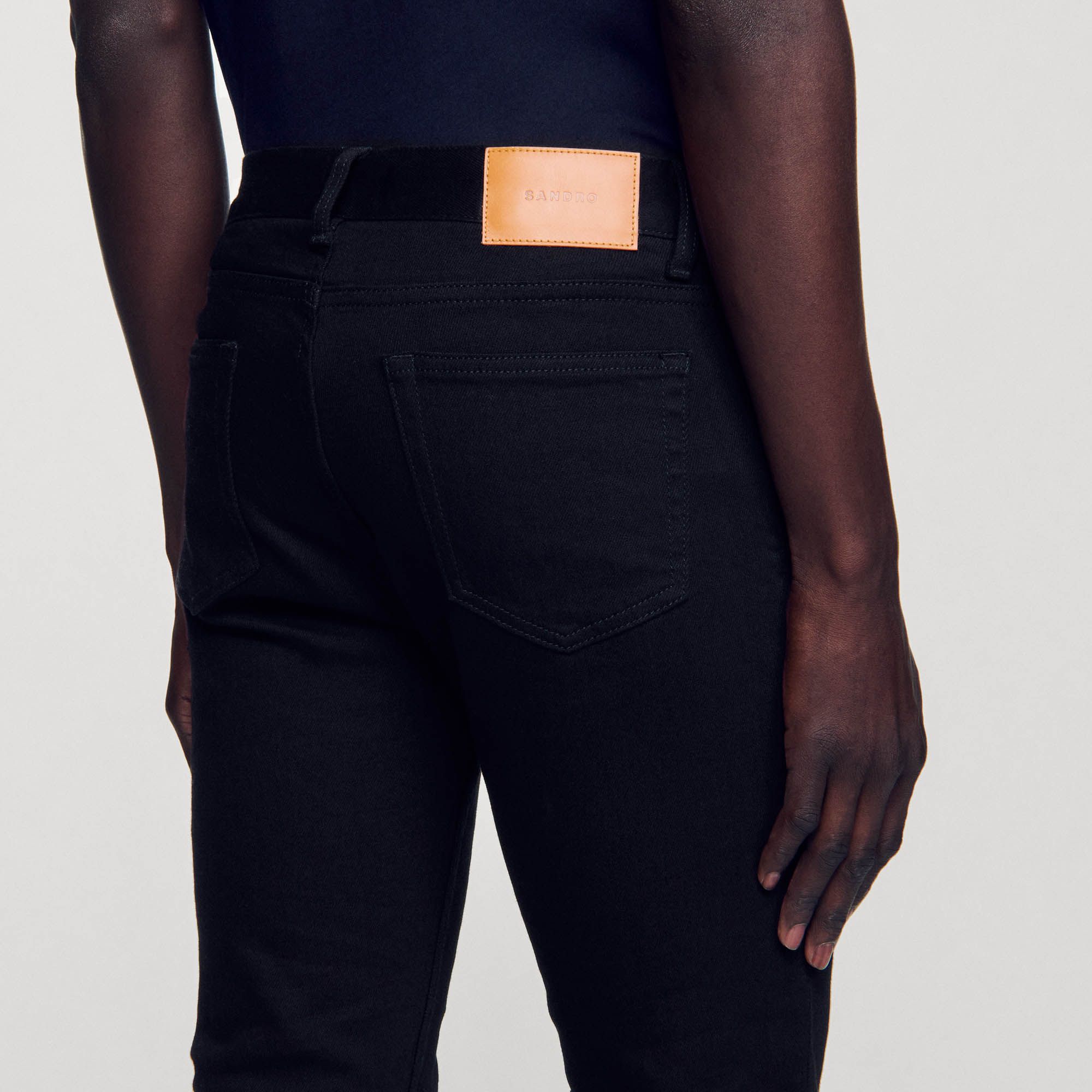 Sandro - Quần jeans slim-fit