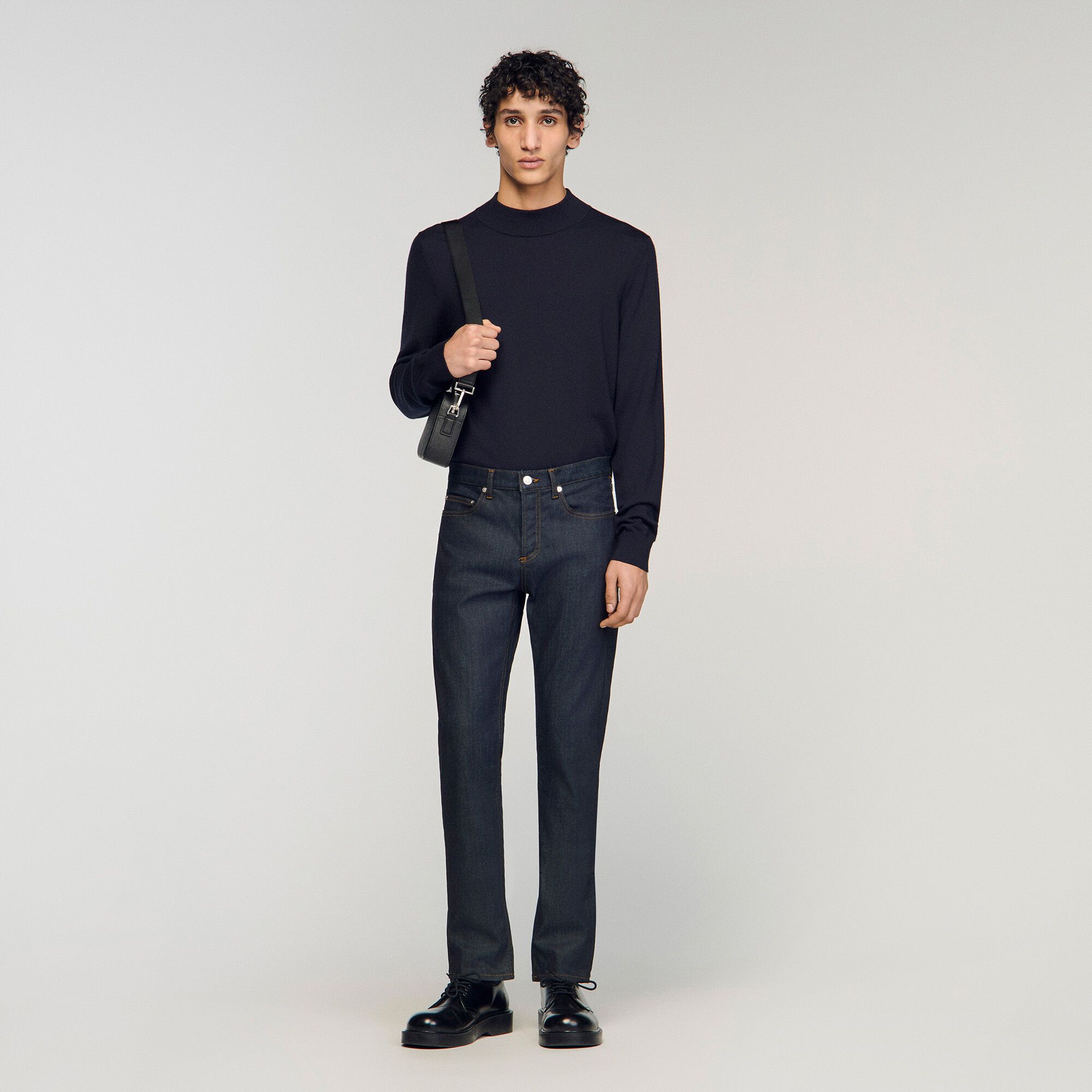 Quần jeans Raw dáng slim-fit