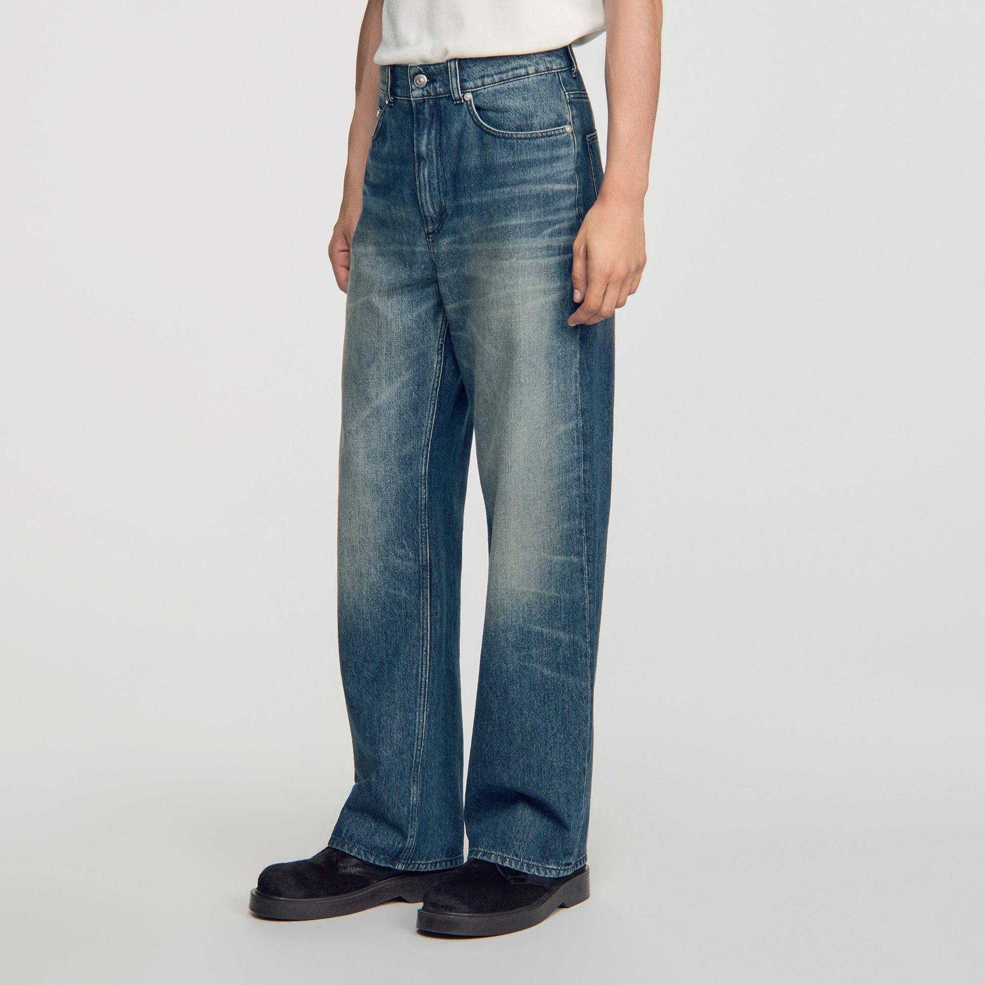 Quần jeans cotton bạc màu dáng baggy