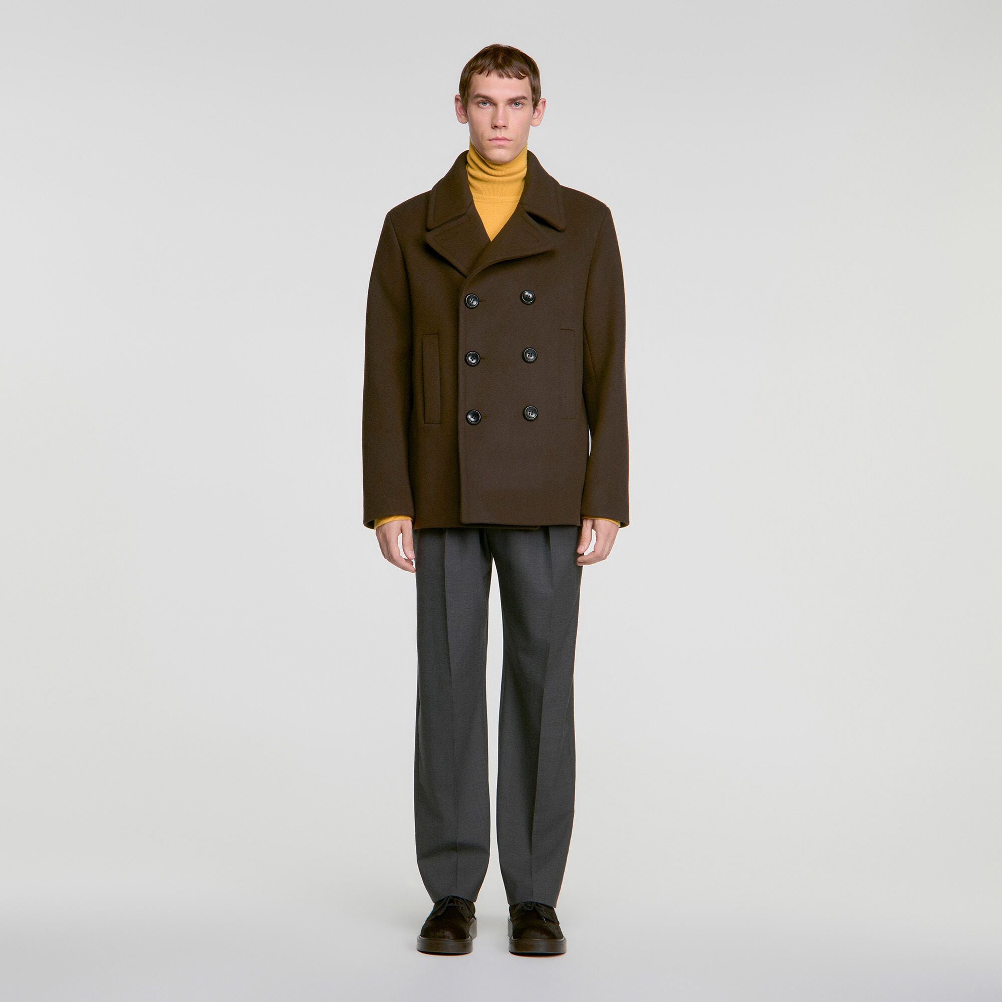 Áo pea coat len hai hàng cúc
