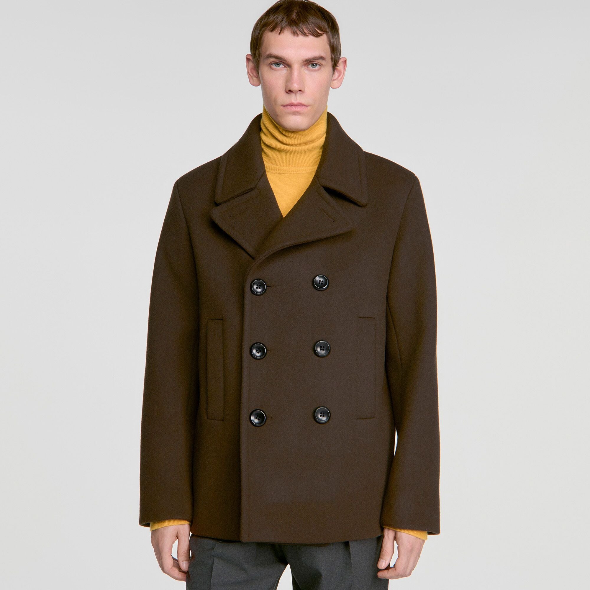 Áo pea coat len hai hàng cúc