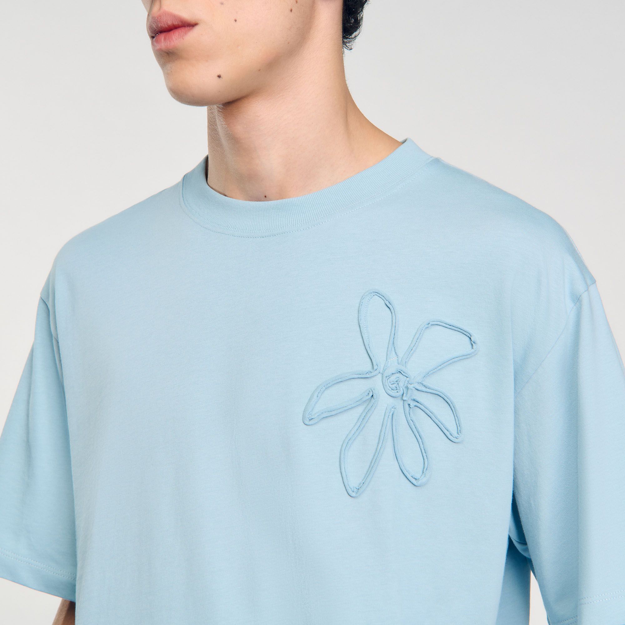 Sandro - Áo thun oversized họa tiết hoa thêu