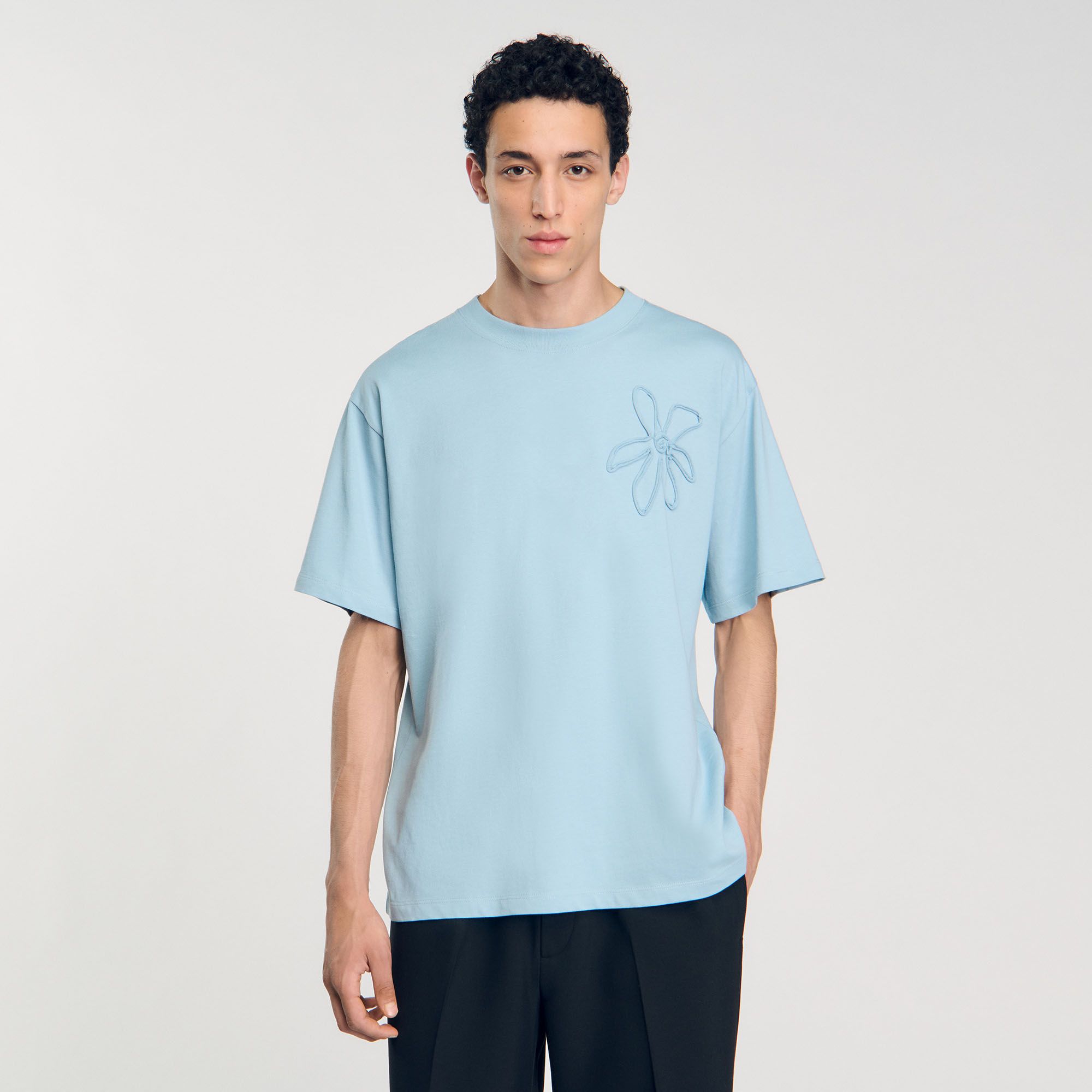 Sandro - Áo thun oversized họa tiết hoa thêu