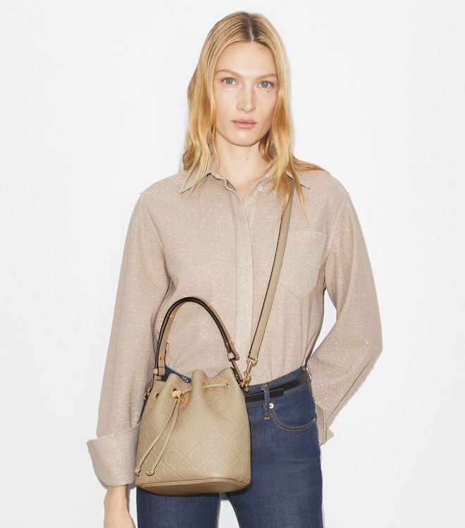 Tory Burch - Túi bucket T Monogram Pebbled