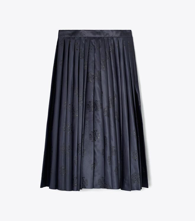 Chân váy xếp ly T Monogram