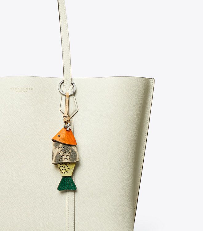 Tory Burch - Charm túi hình cá