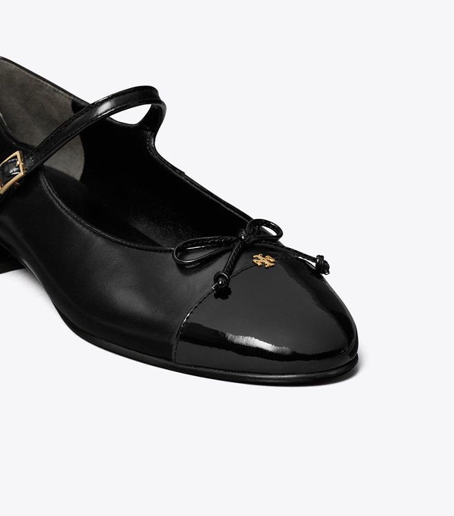 Giày Mary Jane mũi cap-toe