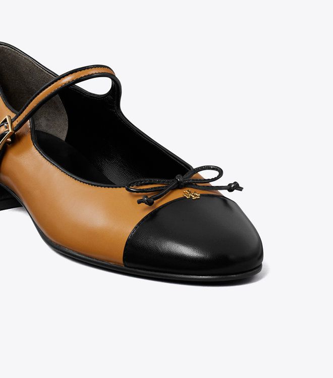 Giày Mary Jane mũi cap-toe