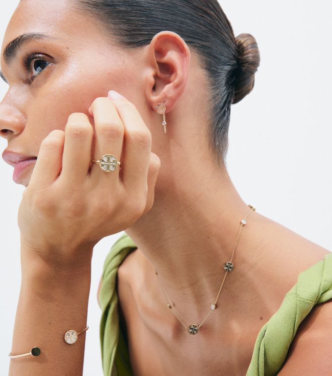 Vòng cuff Icon đính xà cừ