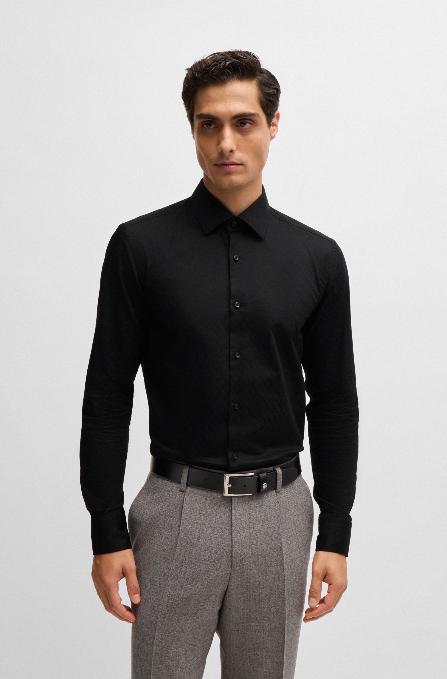Áo sơ mi dáng ôm slim fit từ cotton Ý với họa tiết jacquard monogram