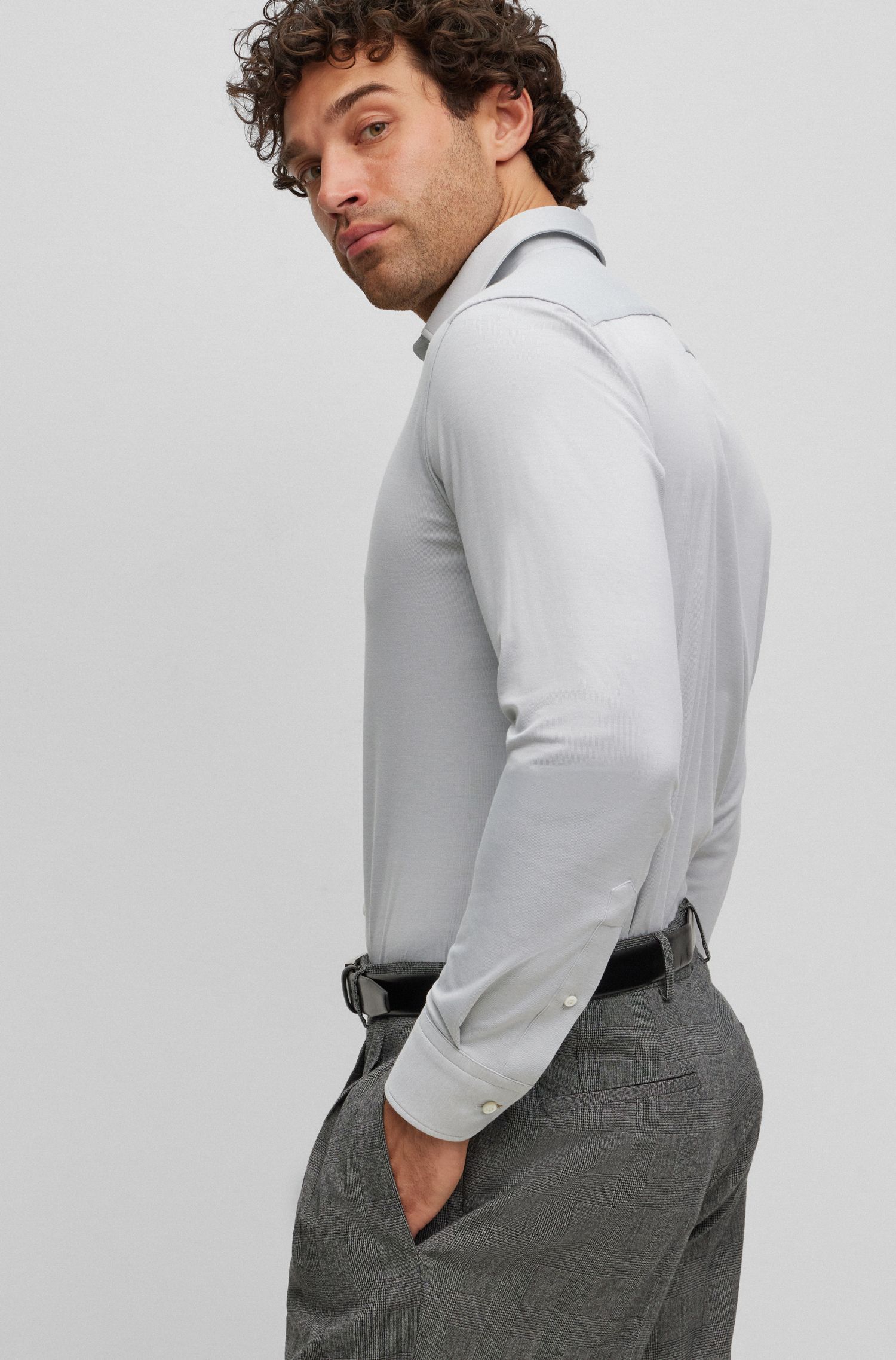 BOSS - Áo sơ mi dáng ôm slimfit có sọc tinh tế