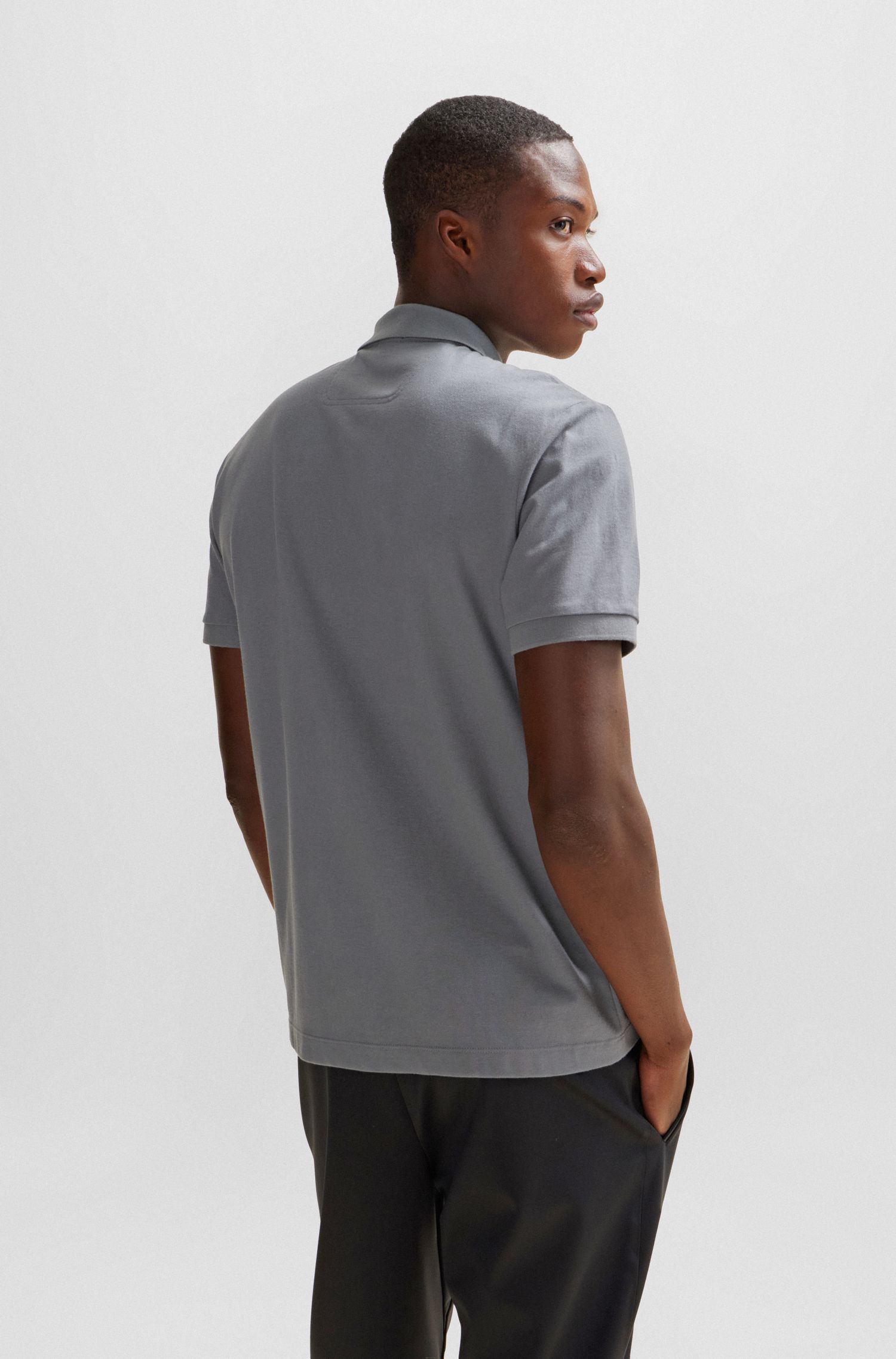 BOSS - Áo polo cotton pique với phối màu và logo