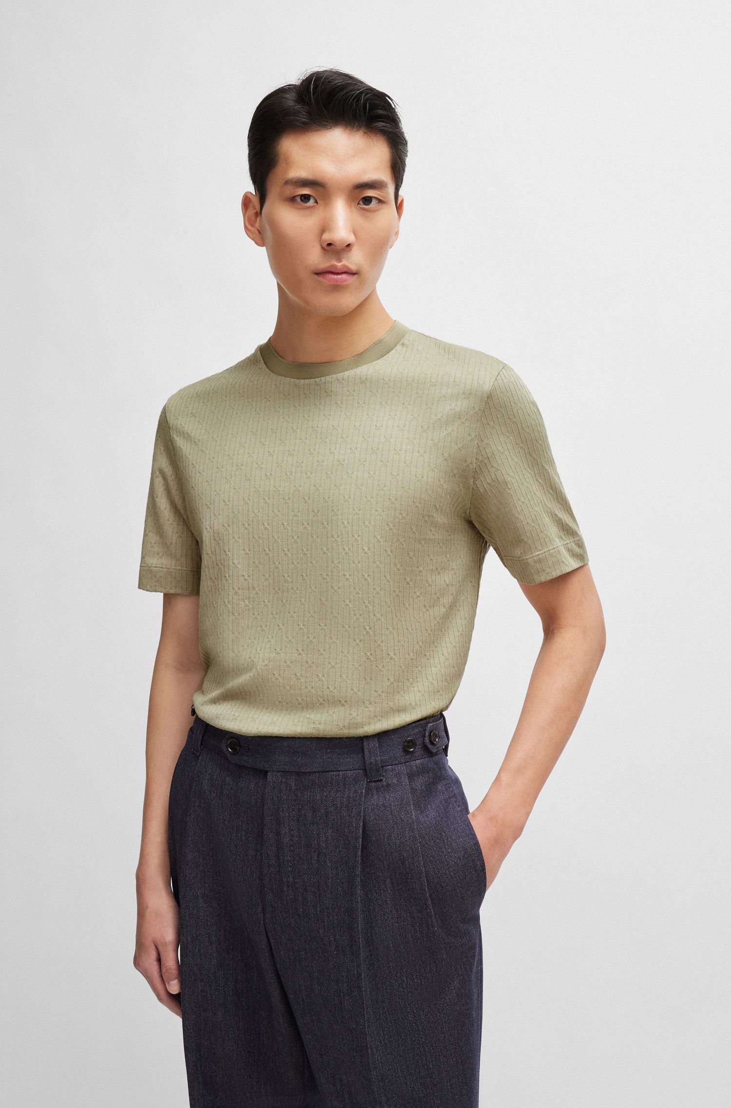 Áo thun cotton-silk hiệu ứng chần bông